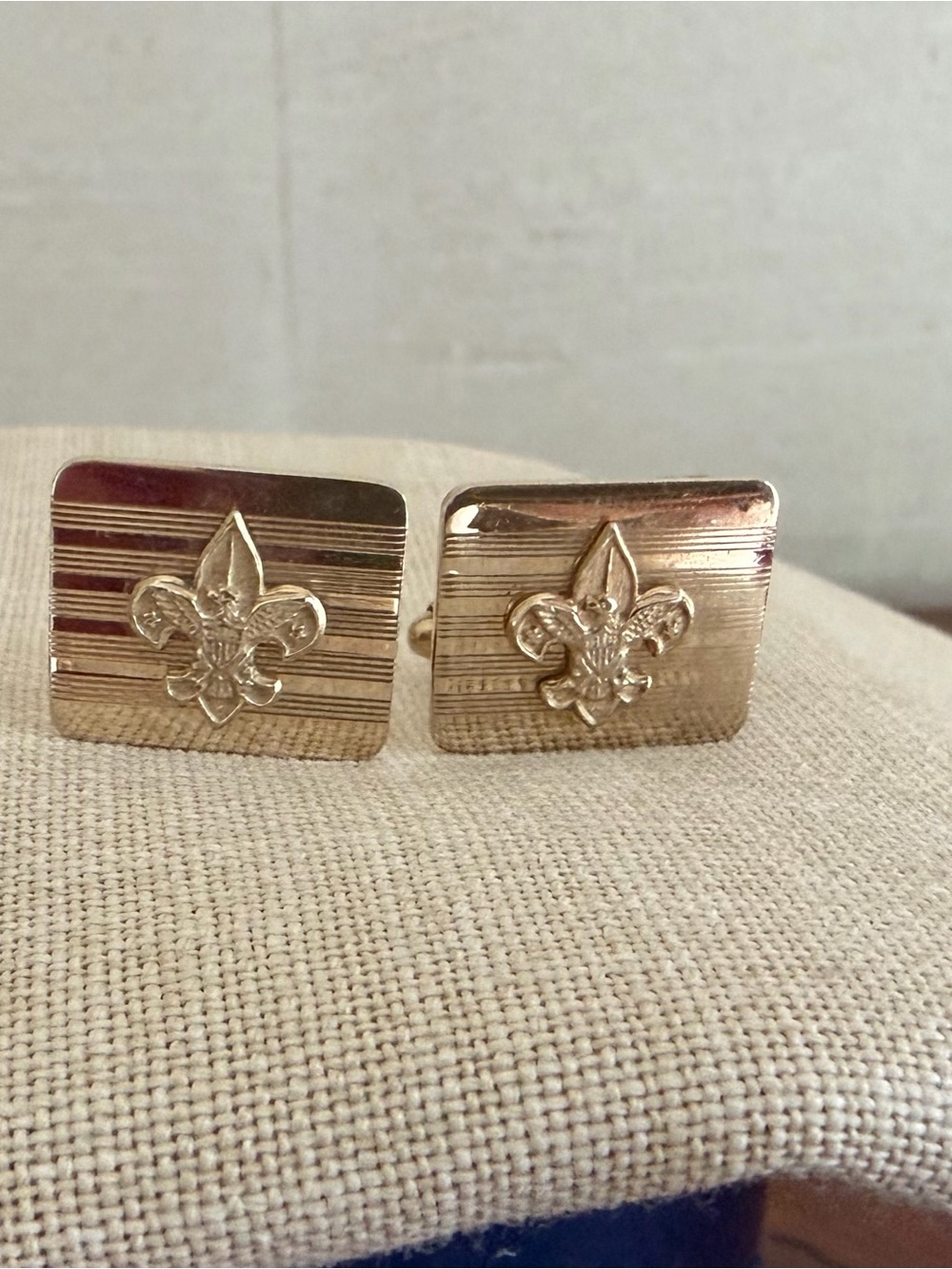 Vintage Gold Colored Boy Scouts of America Cufflinks featuring Fleur-de-lis